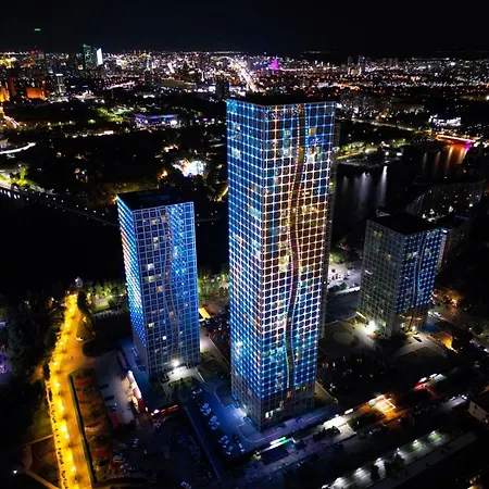 Апартаменты На Набережной С Панорамным Видом На 39 Этаже Astana Dış mekan fotoğraf