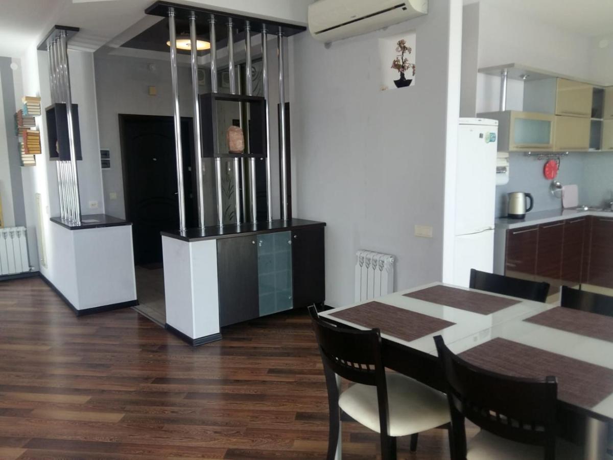 на набережной с панорамным видом на 39 этаже Apartment