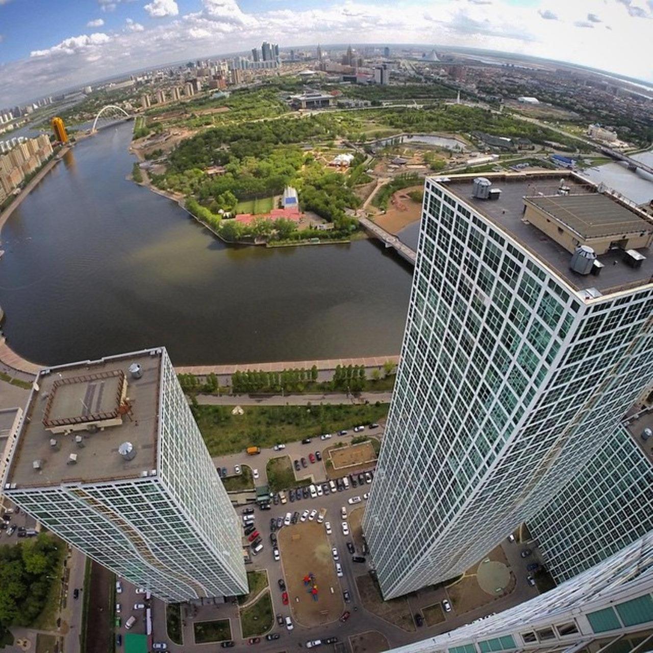 на набережной с панорамным видом на 39 этаже Apartment *