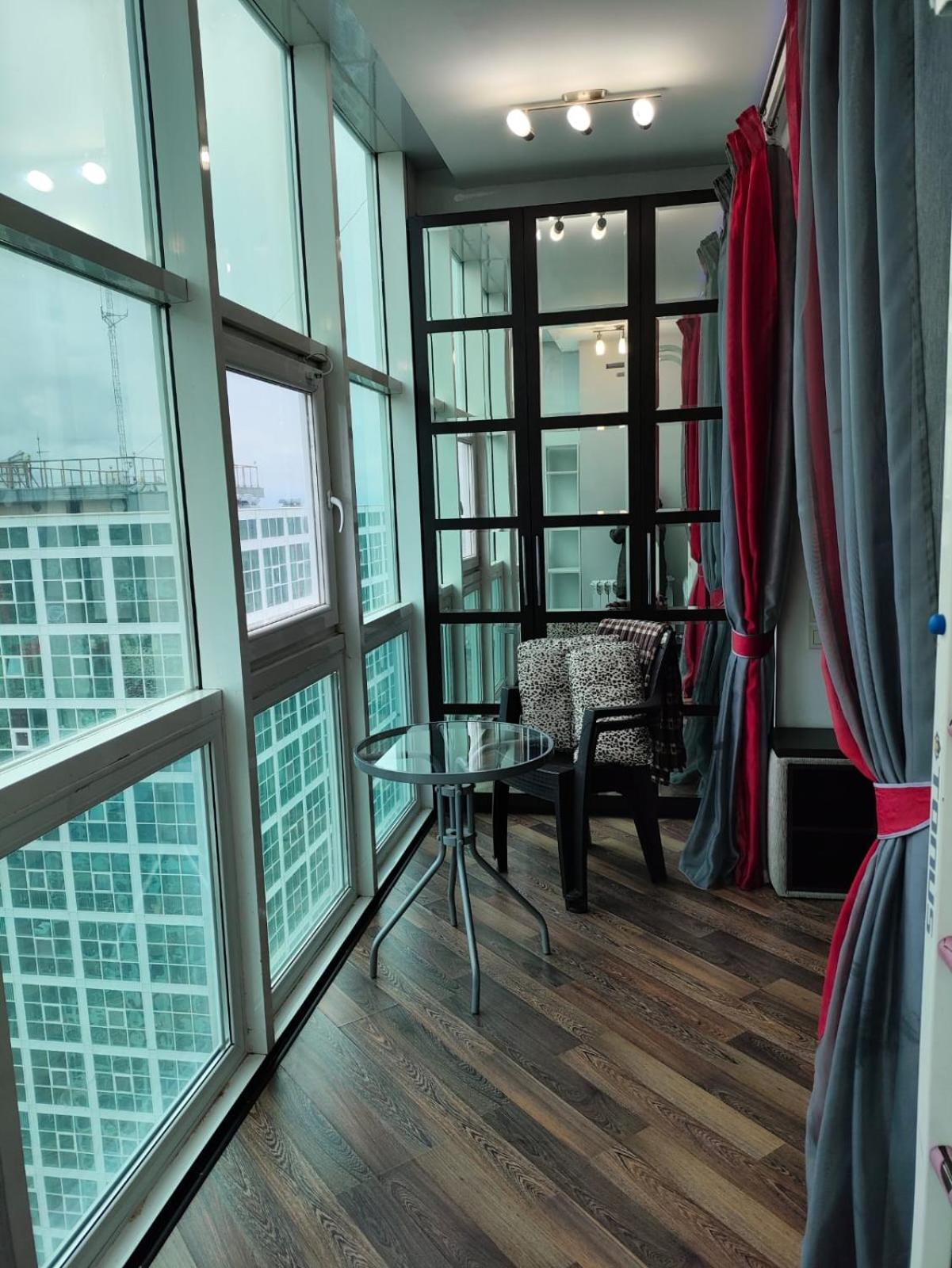 на набережной с панорамным видом на 39 этаже Apartment Nur-Sultan (Astana)